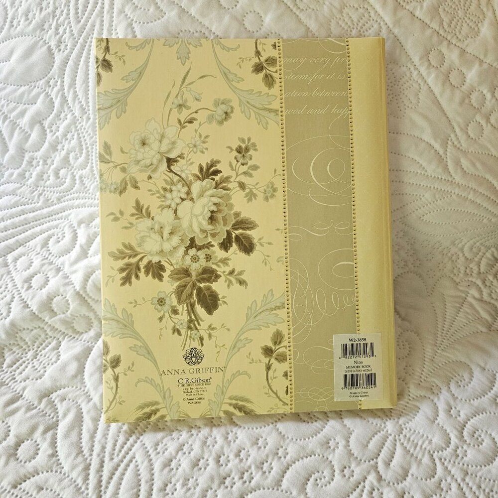 Vintage Anna Griffin Wedding Memory Book By C.R. Gibson Decorative Pages - Picture 2 of 16